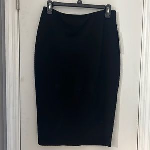 Apt 9 black textured  pull on pencil skirt, nwt, size medium